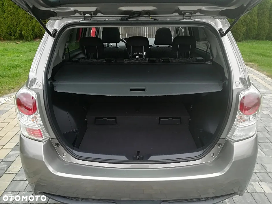 Toyota Verso 1.6 D-4D Premium - 15