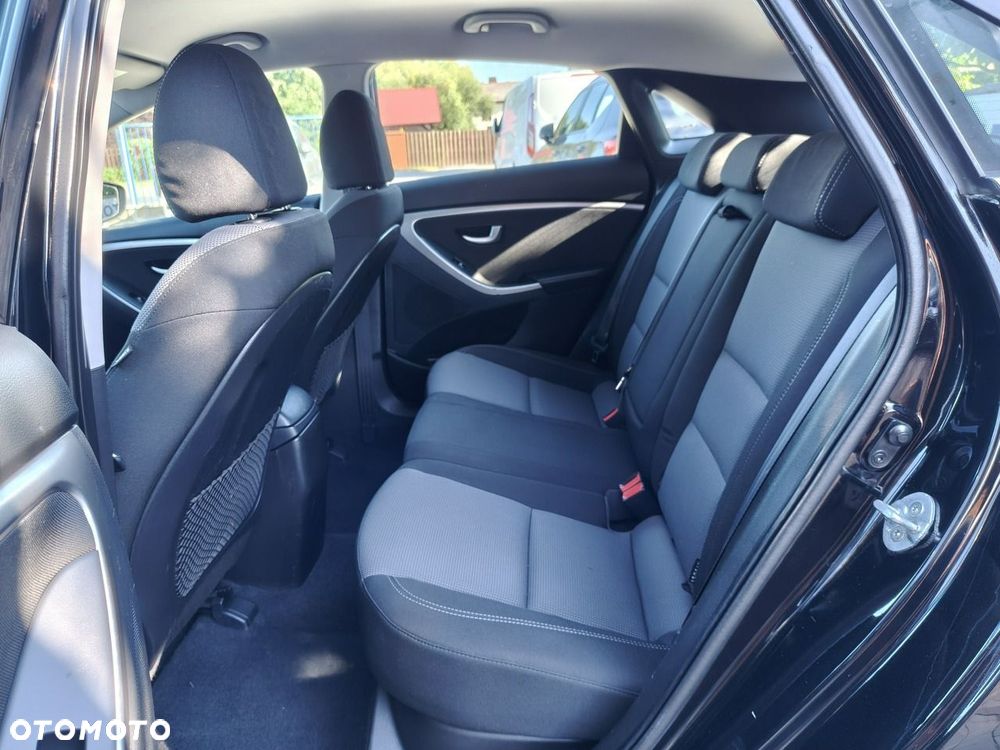 Hyundai i30 1.6 CRDi BlueDrive Comfort - 26