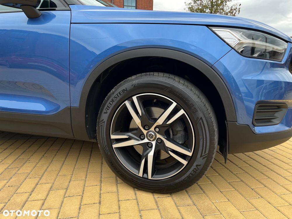 Volvo XC 40 T4 AWD R-Design - 18