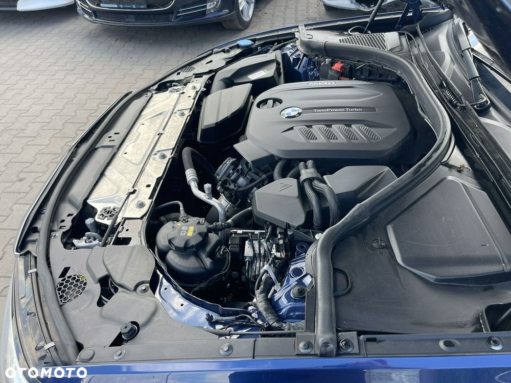 BMW Seria 3 318d - 18