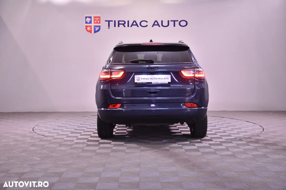 Jeep Compass - 4
