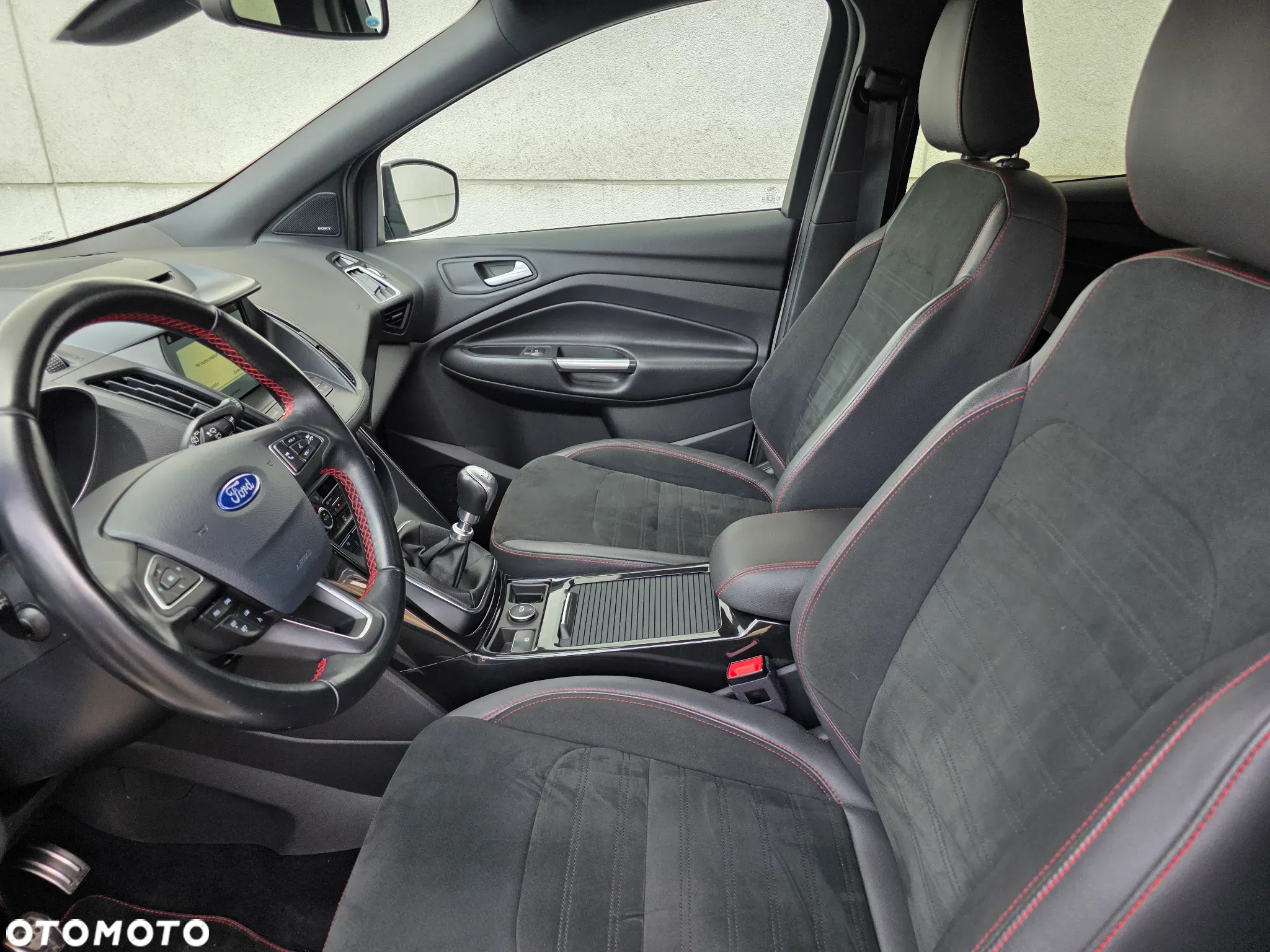 Ford Kuga 1.5 EcoBoost FWD ST-Line ASS GPF - 25