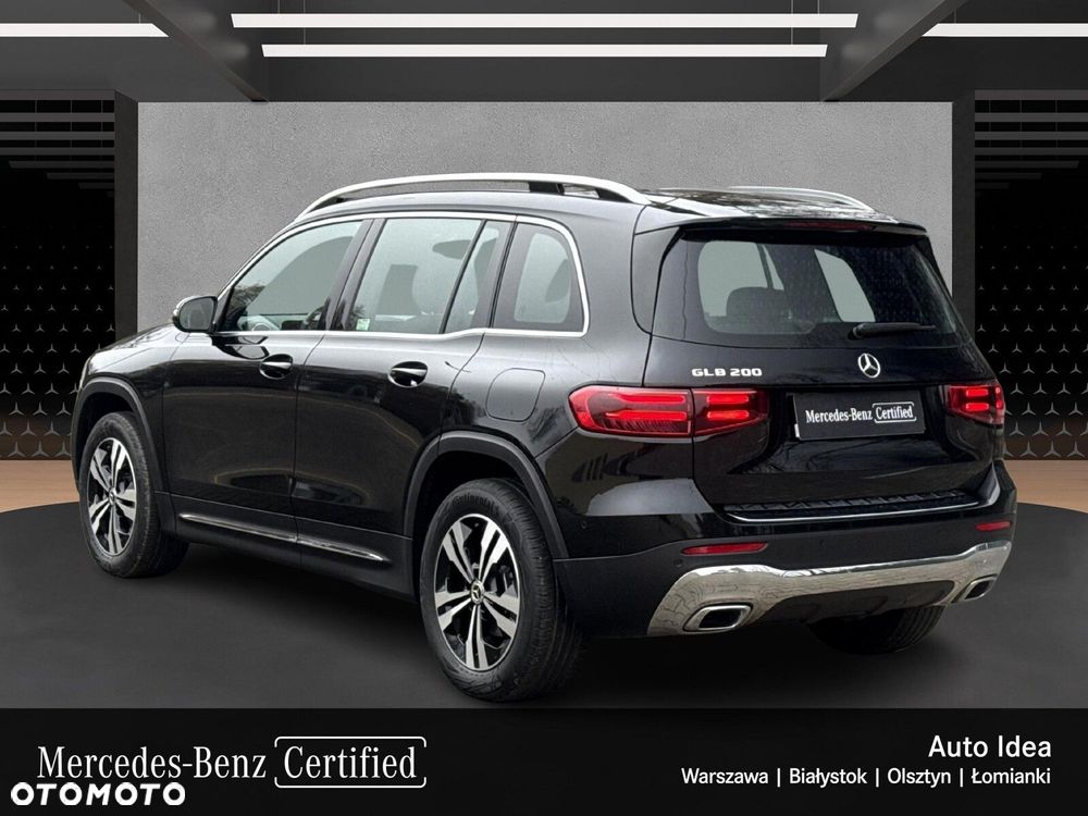 Mercedes-Benz GLB - 4