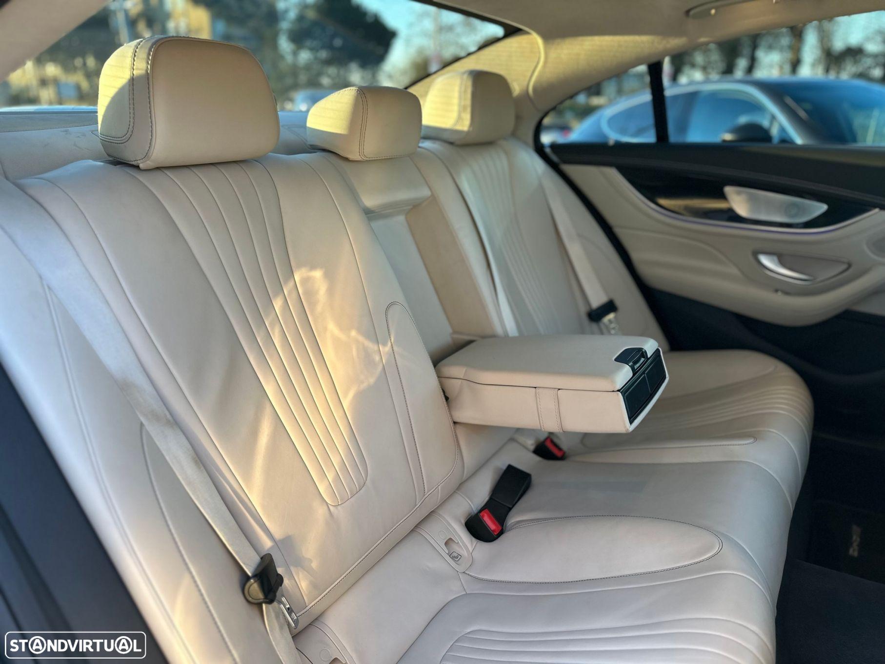 Mercedes-Benz CLS 350 d 4Matic AMG Line - 18