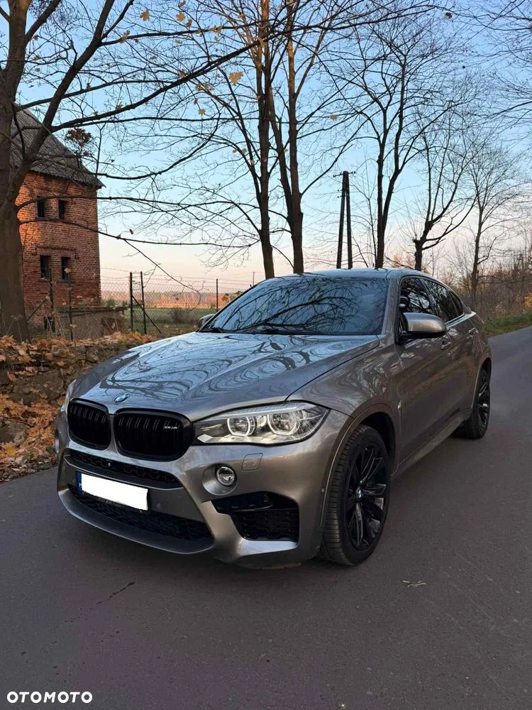 BMW X6M - 33