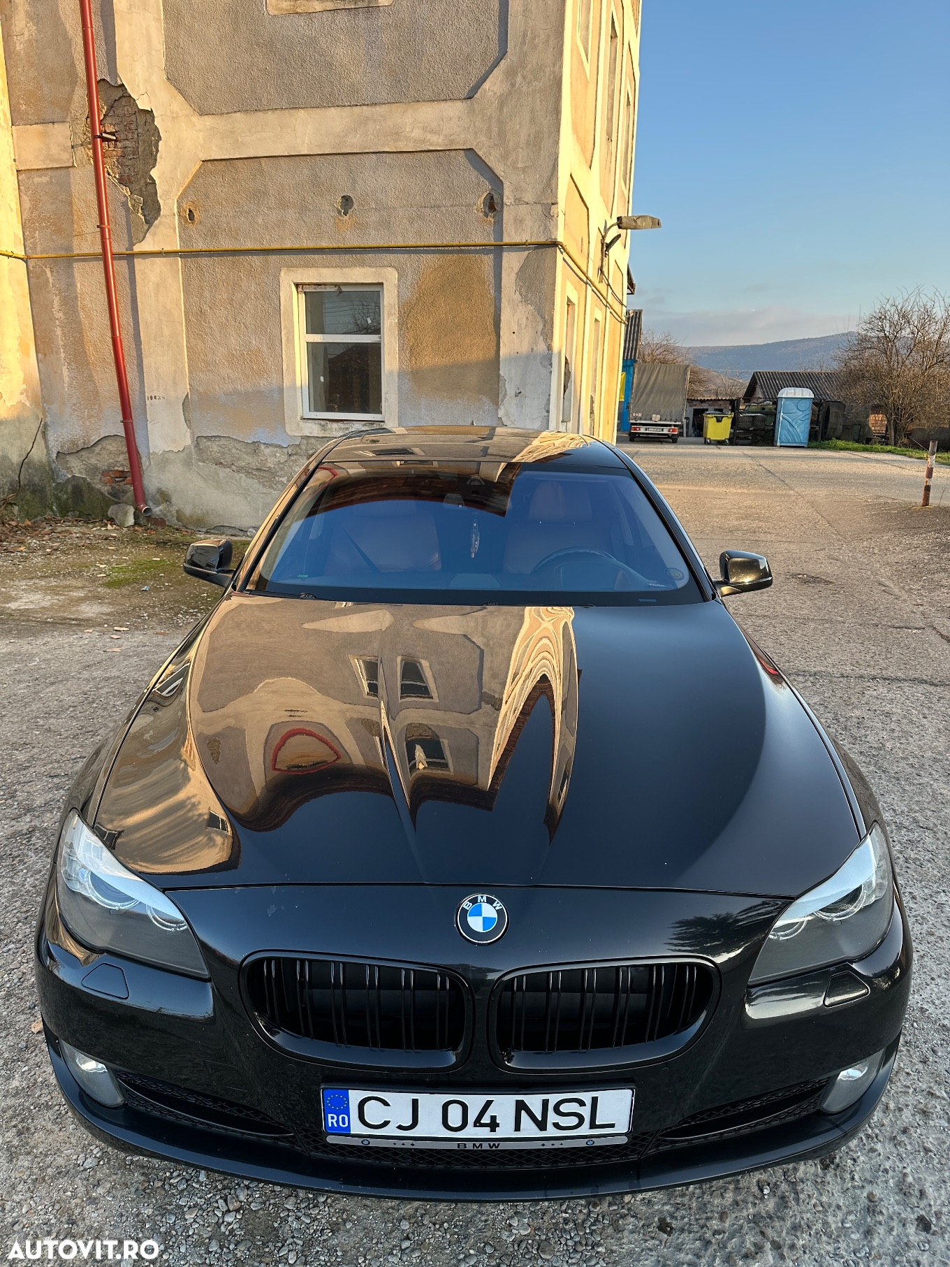 BMW Seria 5 525d xDrive AT - 9