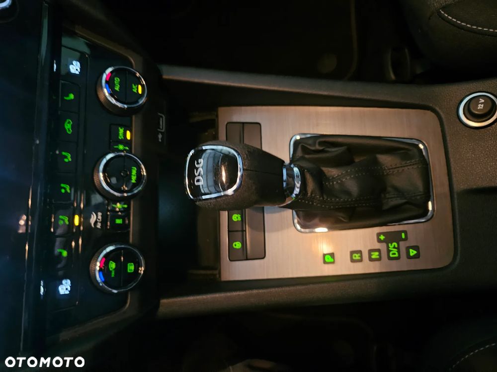 Skoda Octavia 2.0 TDI DSG Soleil - 8