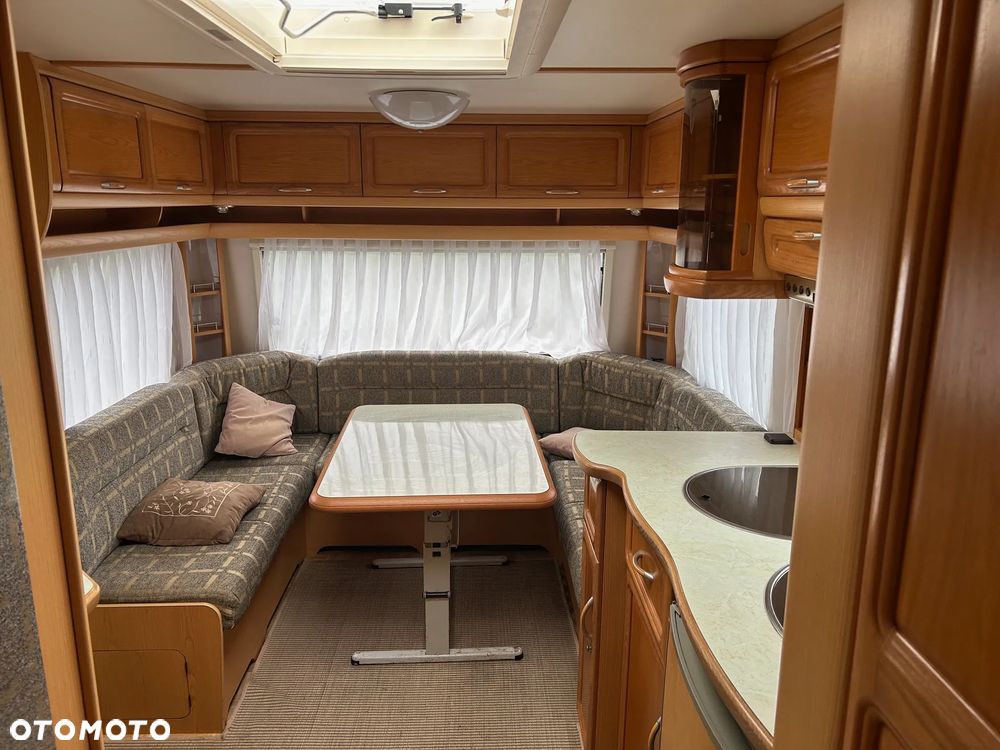 Fendt 650 z dużym przedsionkiem, prysznic - 15