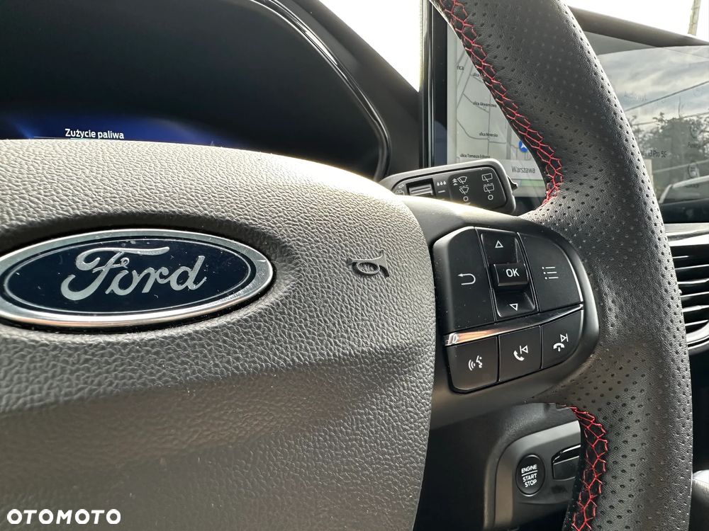 Ford Focus 1.0 EcoBoost mHEV ST-Line X - 25