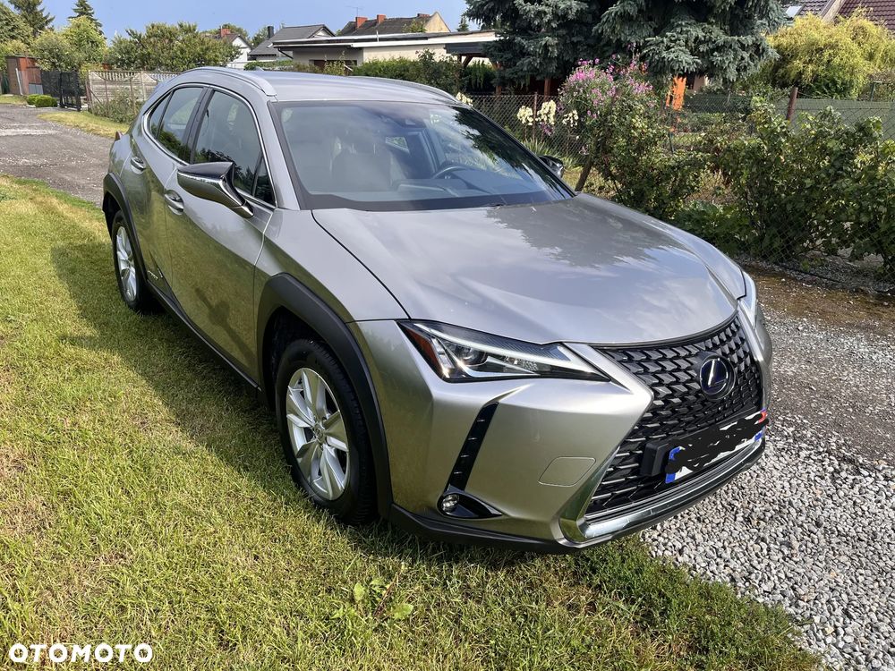 Lexus UX - 1