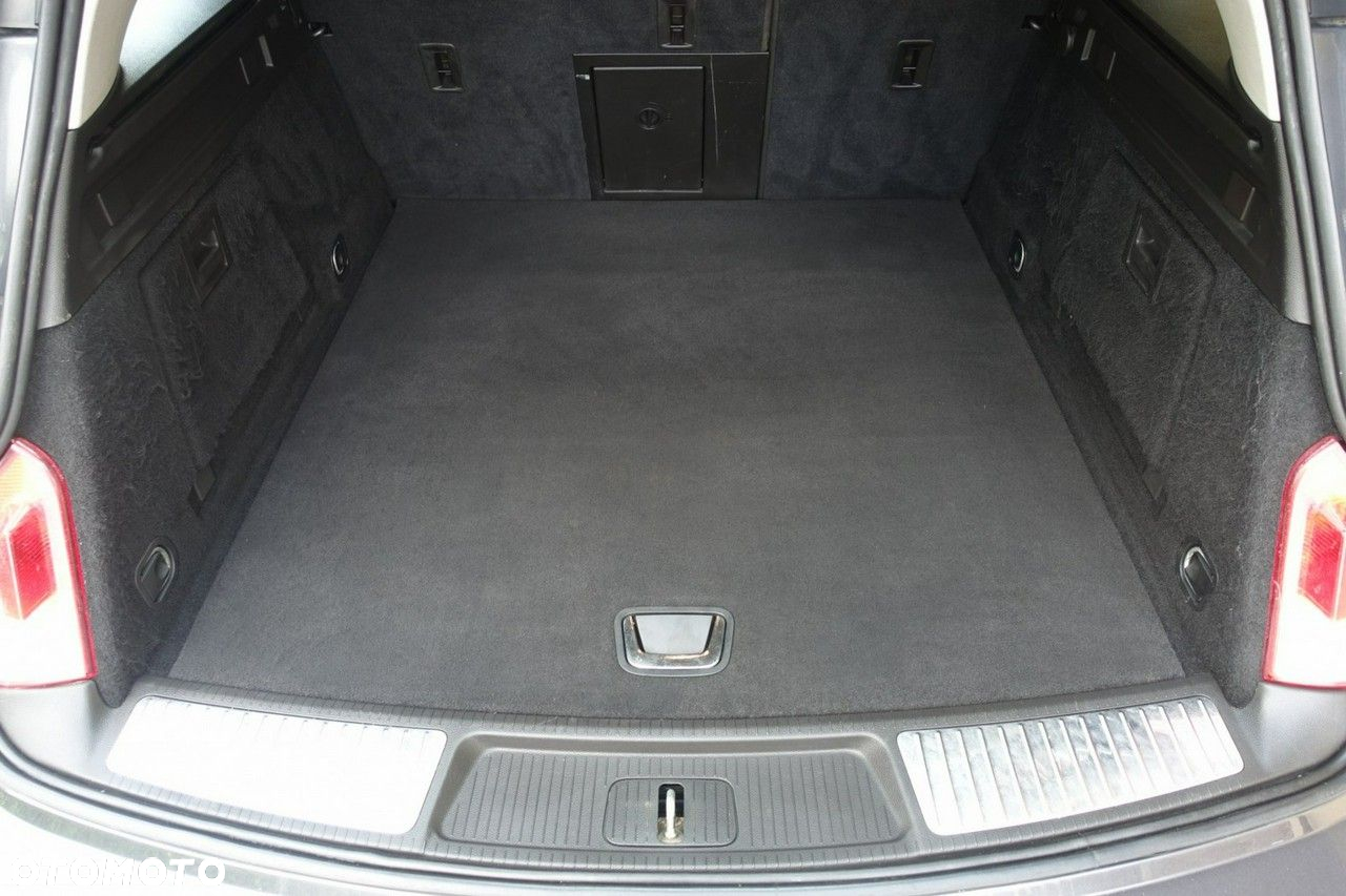 Opel Insignia - 17