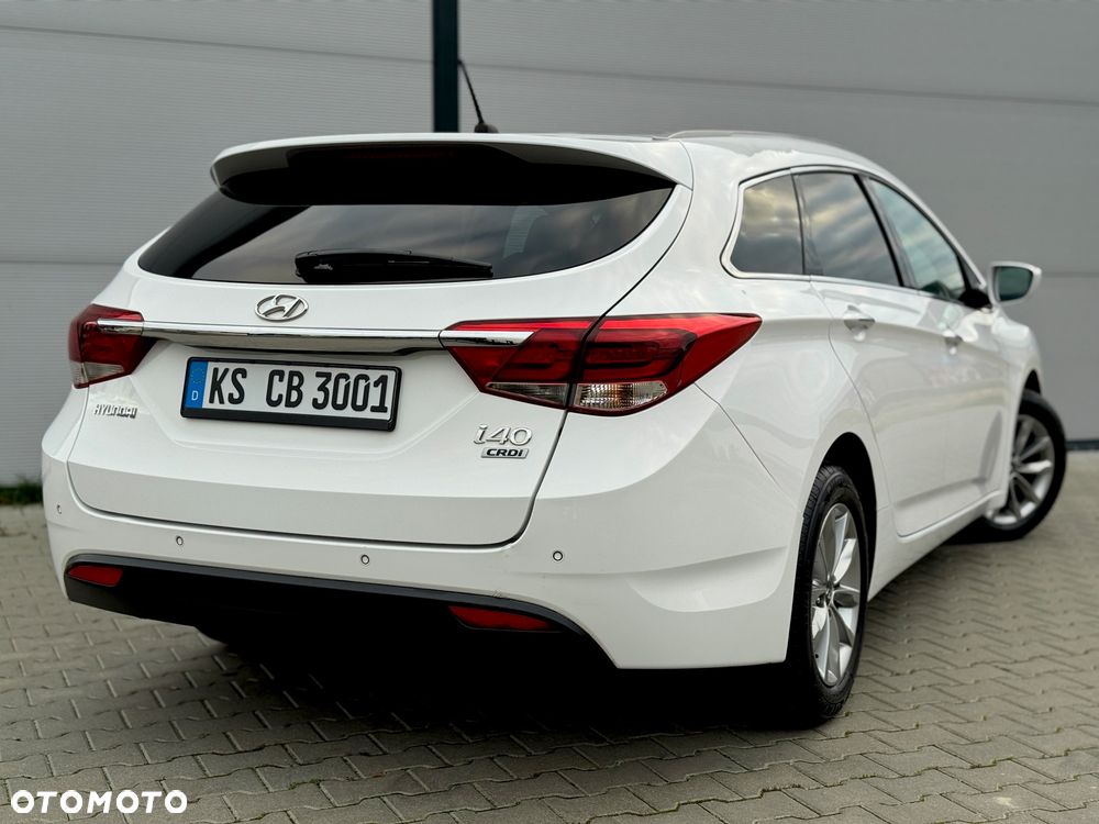 Hyundai i40 Kombi blue 1.7 CRDi DCT Premium - 35