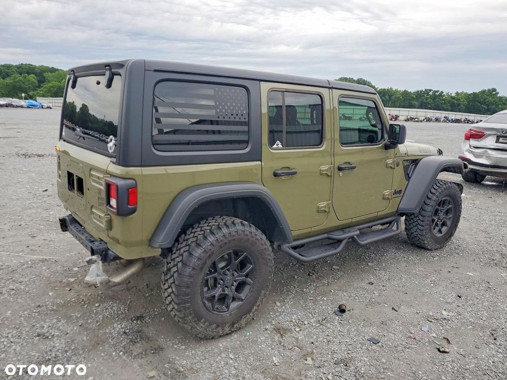 Jeep Wrangler - 4