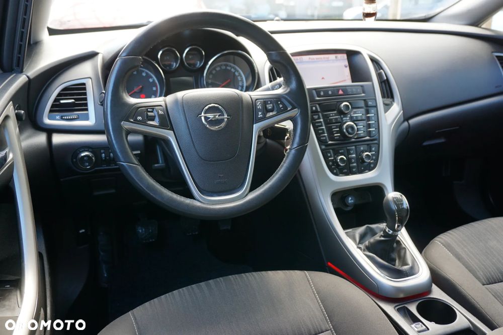 Opel Astra 1.4 Turbo Edition - 11