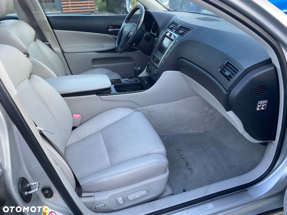 Lexus GS 300 Luxury Line - 28