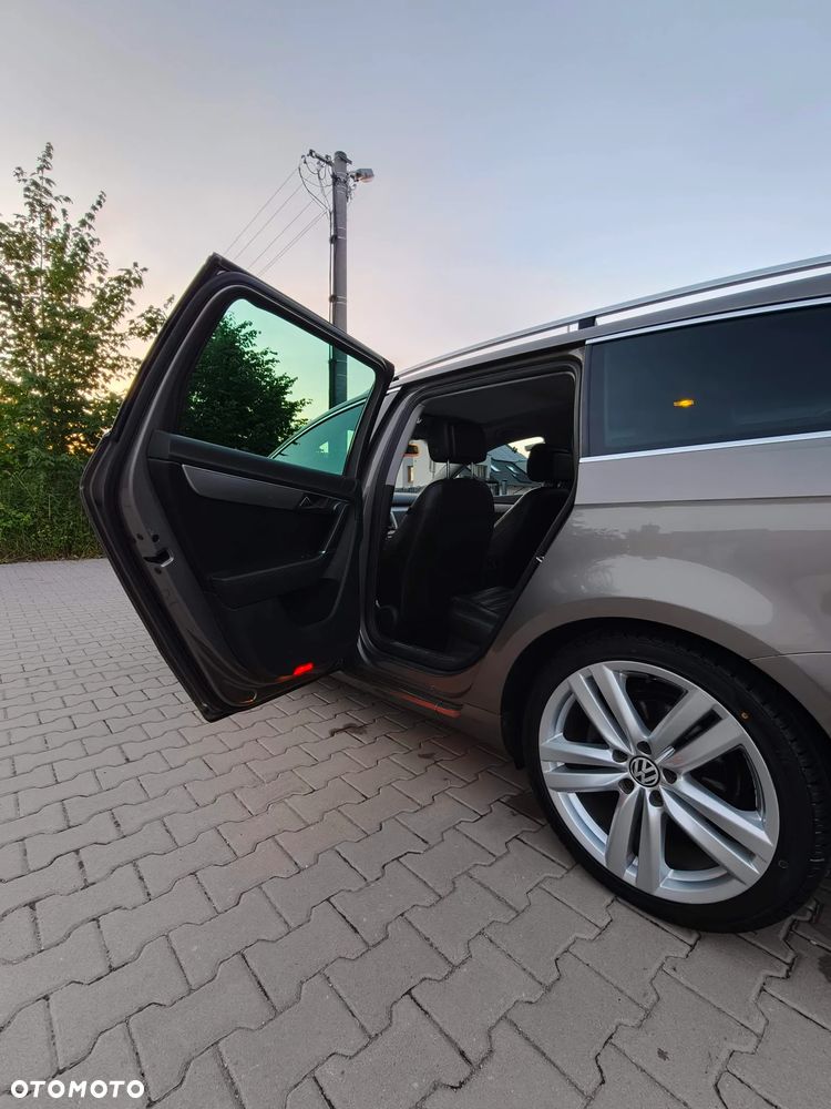Volkswagen Passat 2.0 TDI DPF Highline DSG - 10