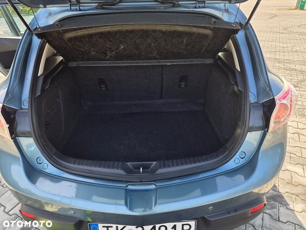 Mazda 3 - 8