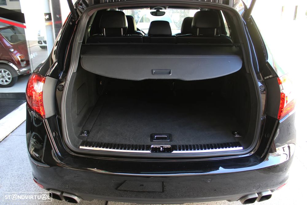 Porsche Cayenne 3.0 V6 - 53