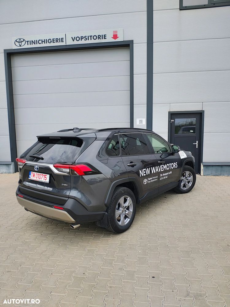 Toyota RAV4 - 4