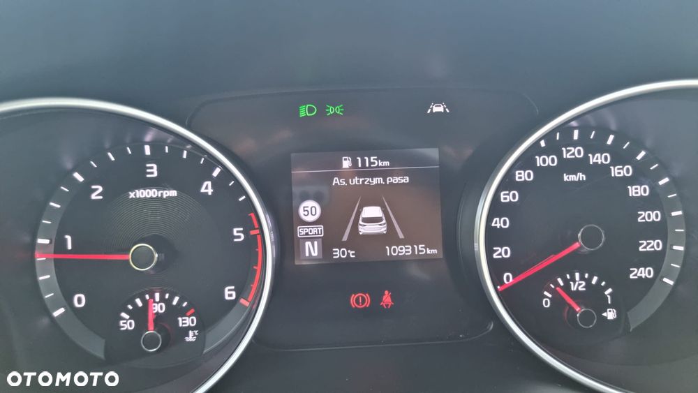 Kia Ceed 1.6 CRDi mHEV L Business Line - 10