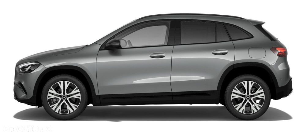 Mercedes-Benz GLA - 18