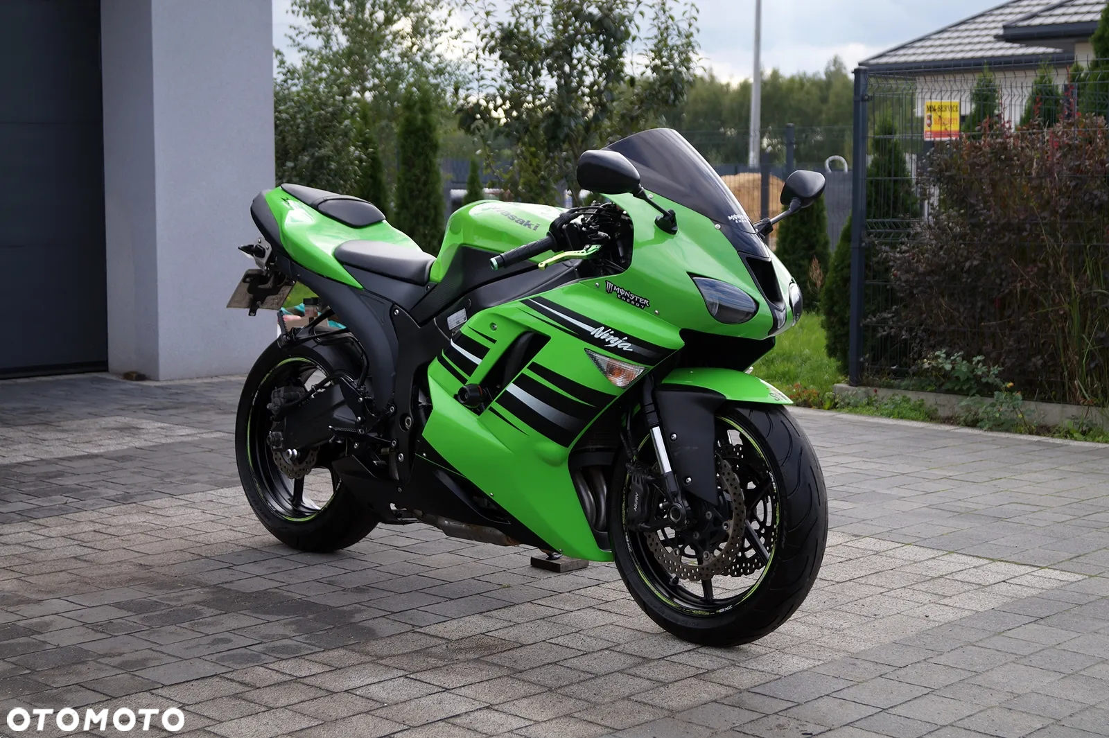 Kawasaki Ninja - 4