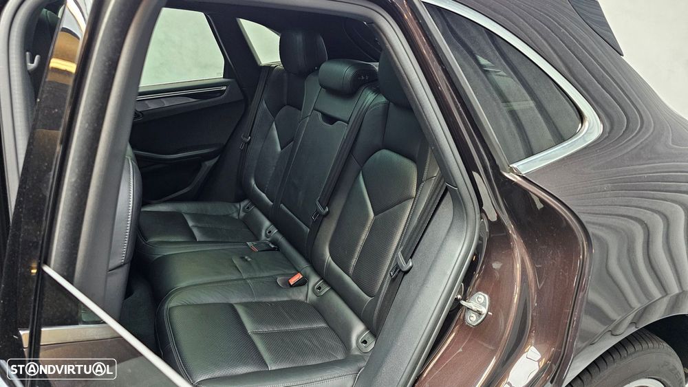 Porsche Macan S - 25