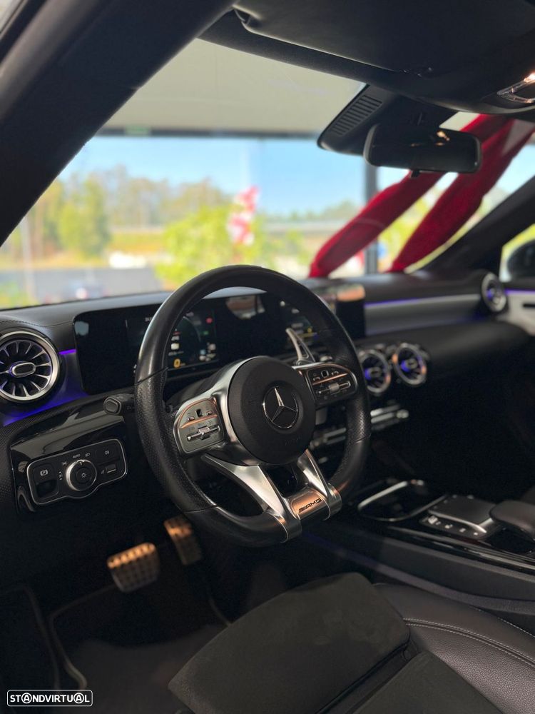 Mercedes-Benz CLA 250 e Shooting Brake AMG Line — fotografia 26