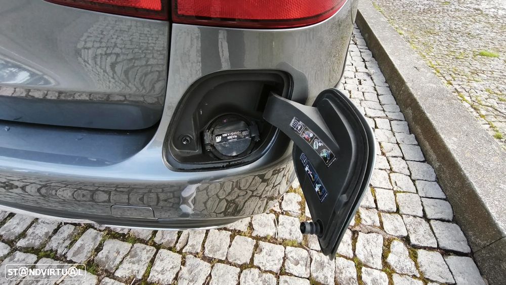 Mercedes-Benz C 300 de T 9G-TRONIC AMG Line - 44