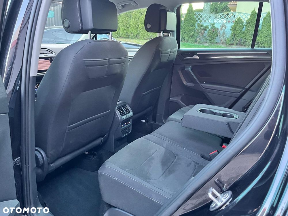 Volkswagen Tiguan 2.0 TDI SCR Elegance DSG - 28