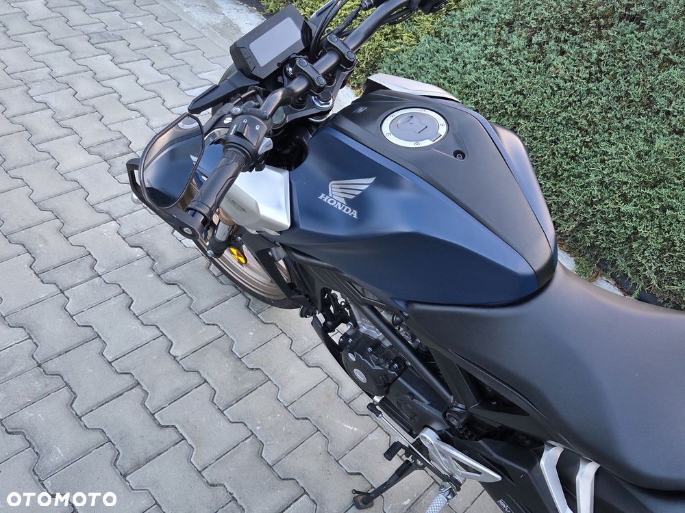 Honda CB - 39
