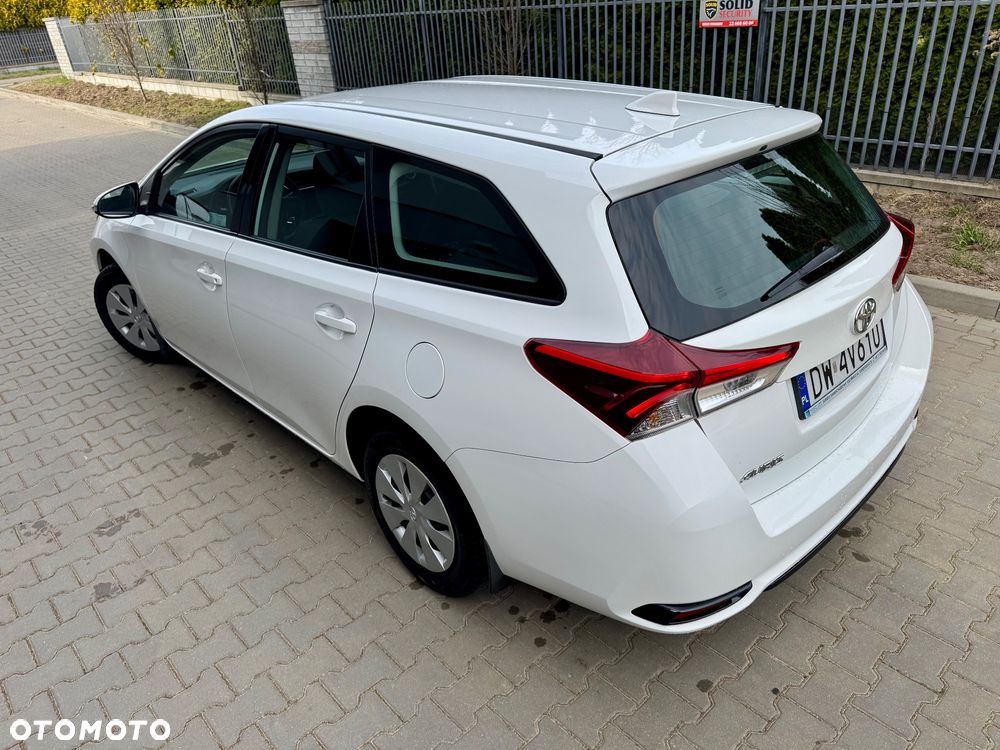 Toyota Auris 1.6 Active - 15