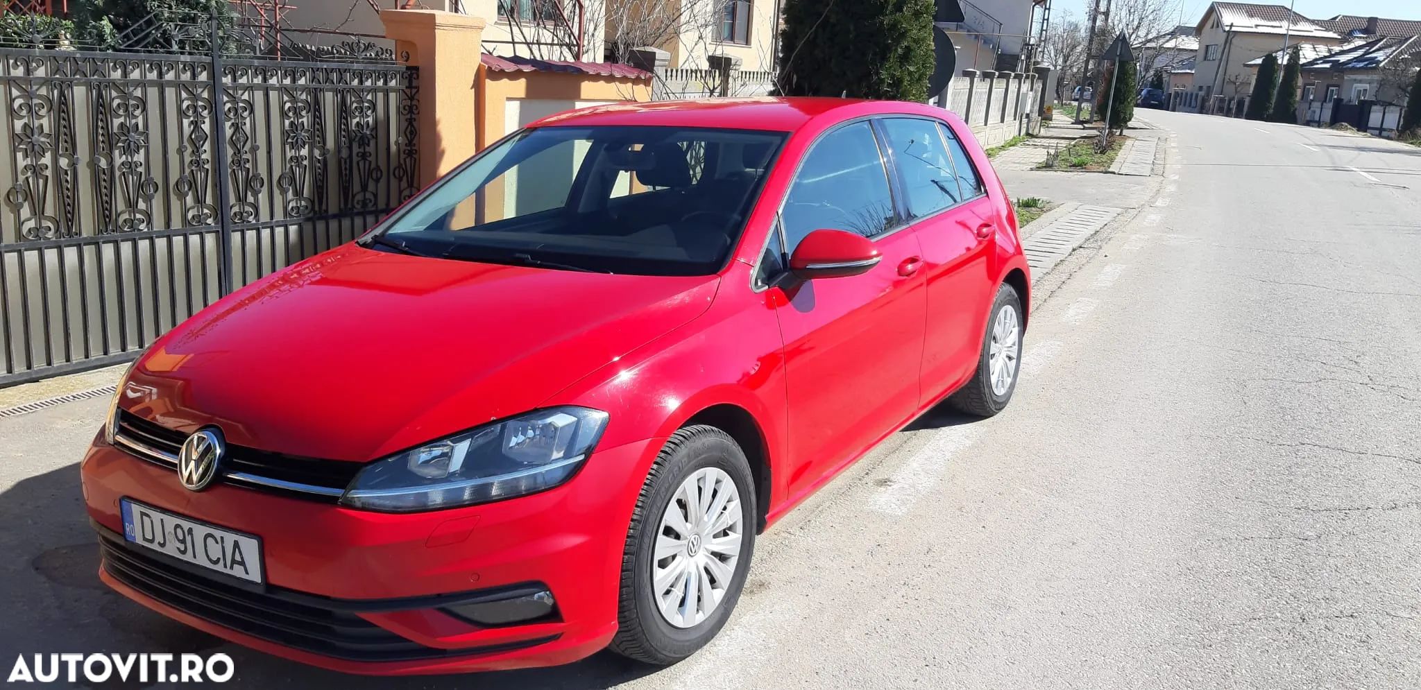 Volkswagen Golf 1.0 TSI Comfortline - 1