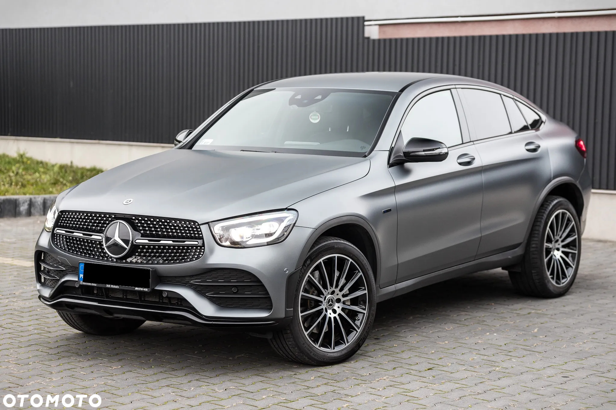 Mercedes-Benz GLC 350 d 4Matic 9G-TRONIC AMG Line - 4