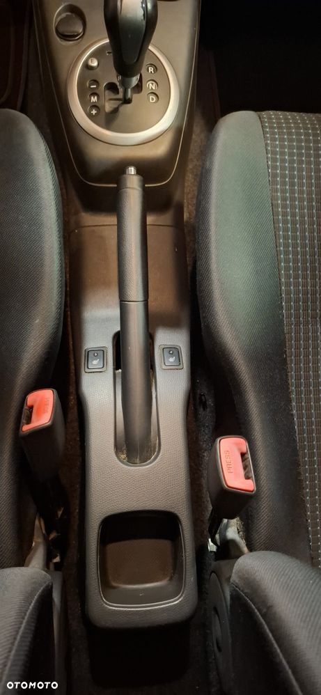 Suzuki Swift - 10
