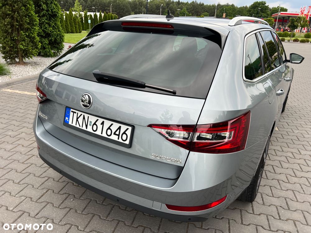 Skoda Superb 2.0 TDI Ambition - 7
