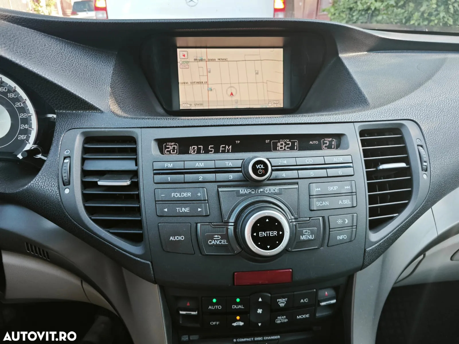 Honda Accord 2.2 i-DTEC Executive Navig - 29