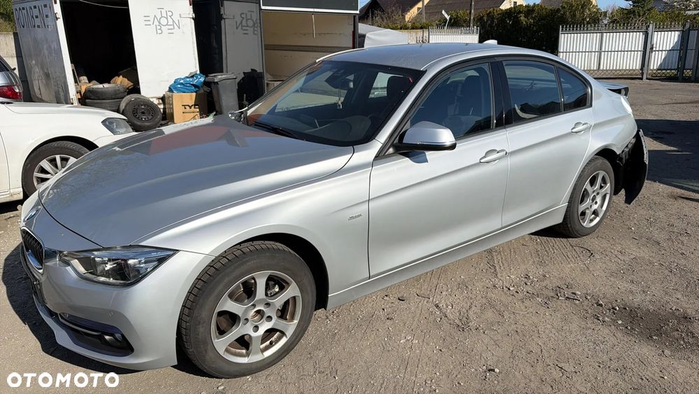 BMW Seria 3 318d Edition Luxury Line Purity - 8