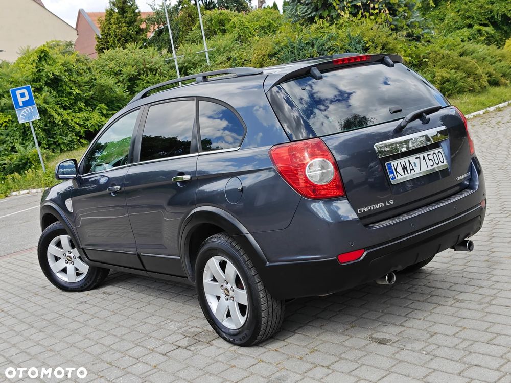 Chevrolet Captiva 2.4 2WD 5 Sitzer LS - 1