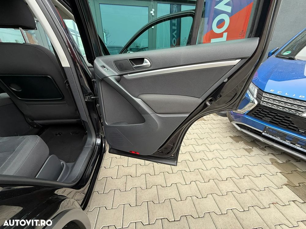 Volkswagen Tiguan 2.0 TDI DPF 4Motion Sport & Style - 23