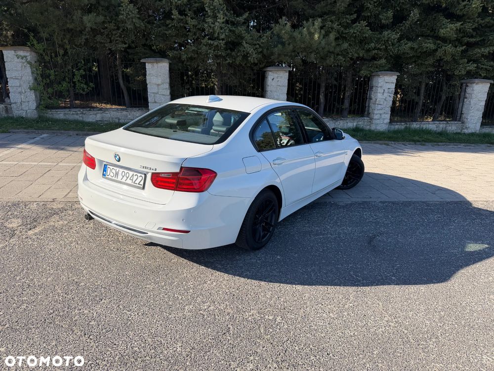 BMW Seria 3 - 12