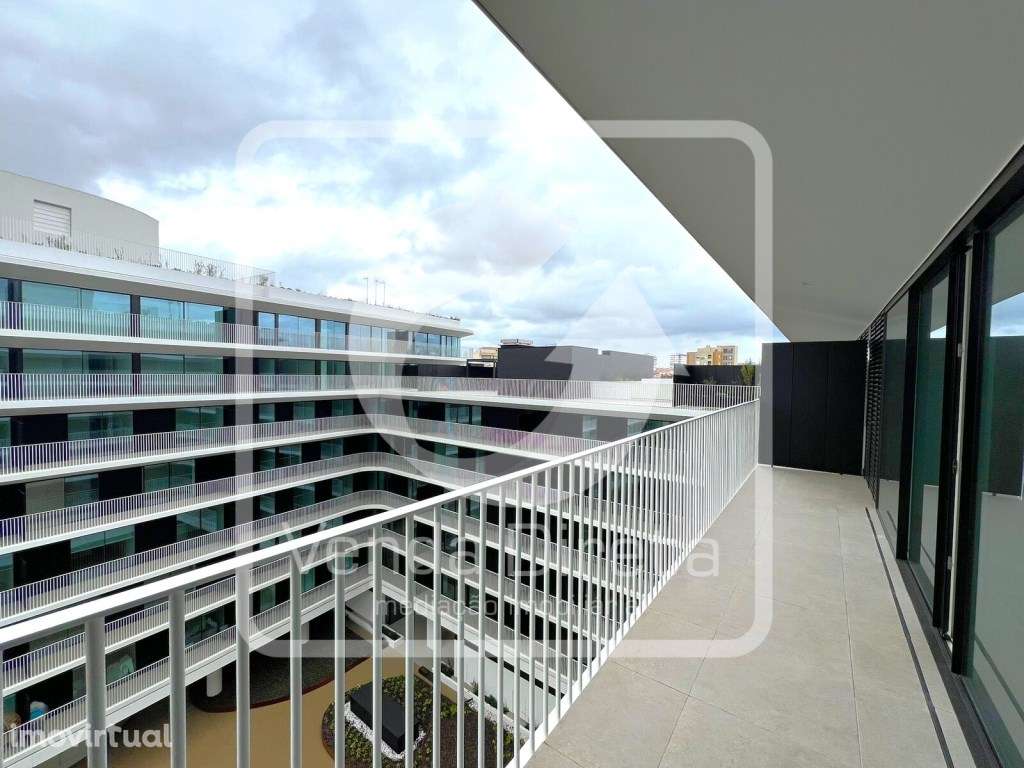 Apartamento T2 Novo com Vista Rio | 2 Varandas | Piscina Rooftop | ... - Grande imagem: 3/30