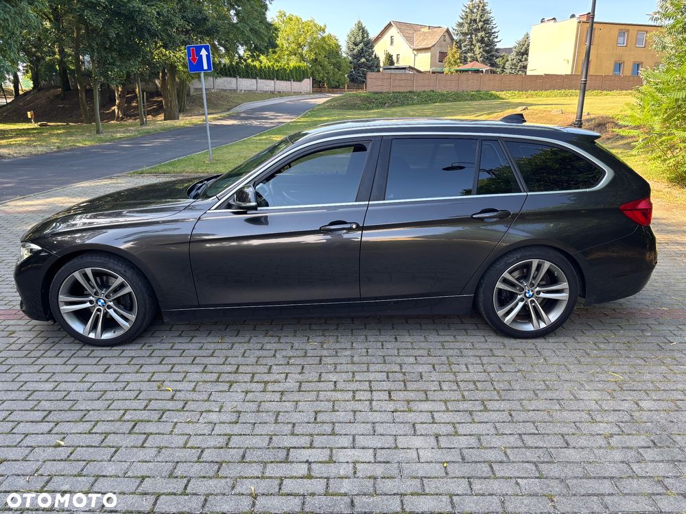 BMW Seria 3 320d - 4