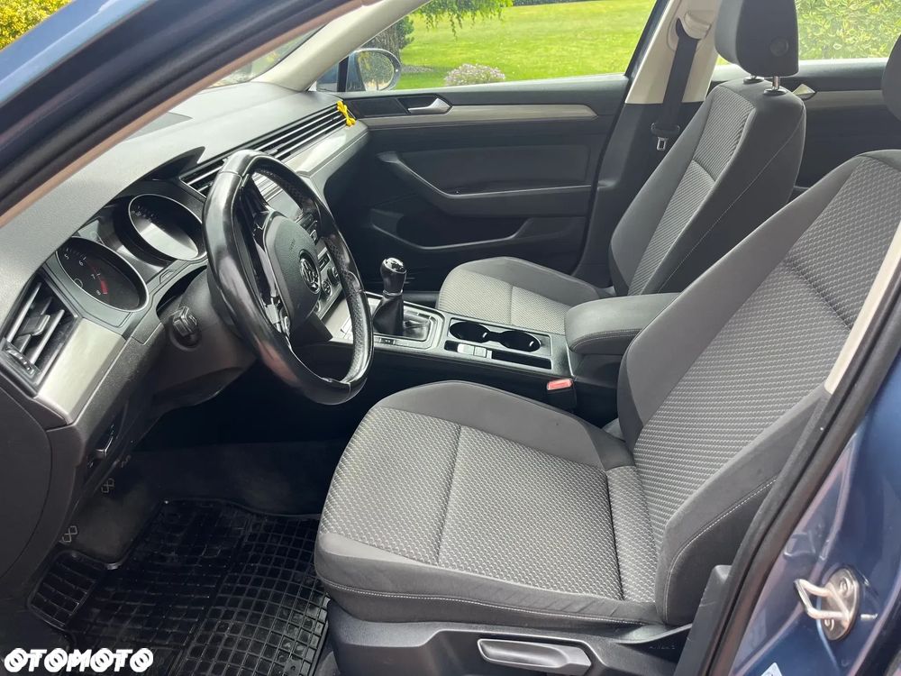 Volkswagen Passat 1.4 TSI BMT Comfortline - 9