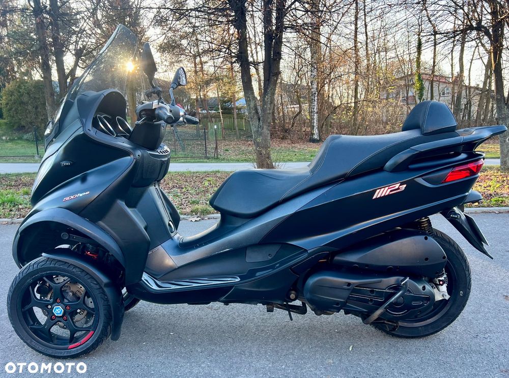 Piaggio MP-3 - 2