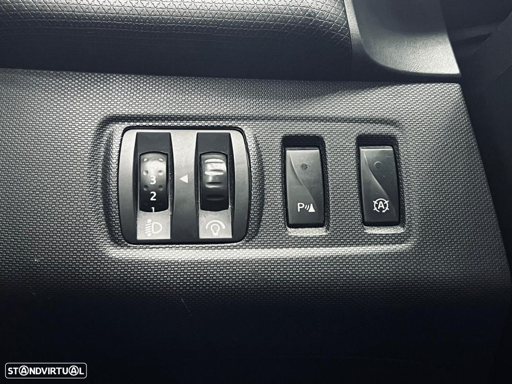 Renault Clio 1.5 dCi Comfort - 25