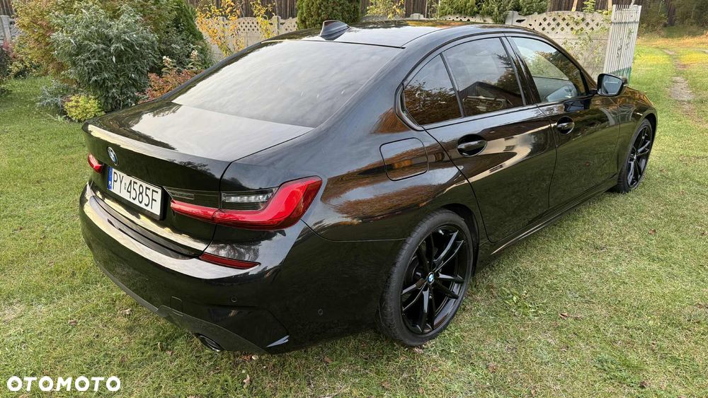 BMW Seria 3 320d xDrive M Sport Sport - 4