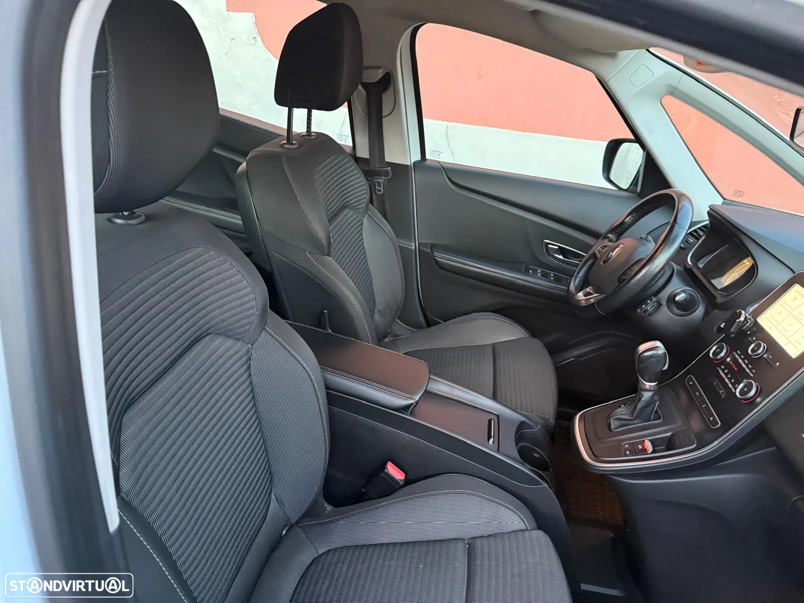 Renault Grand Scénic ENERGY dCi 110 EDC BOSE EDITION - 12
