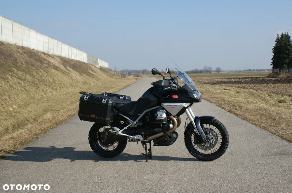 Moto Guzzi Stelvio