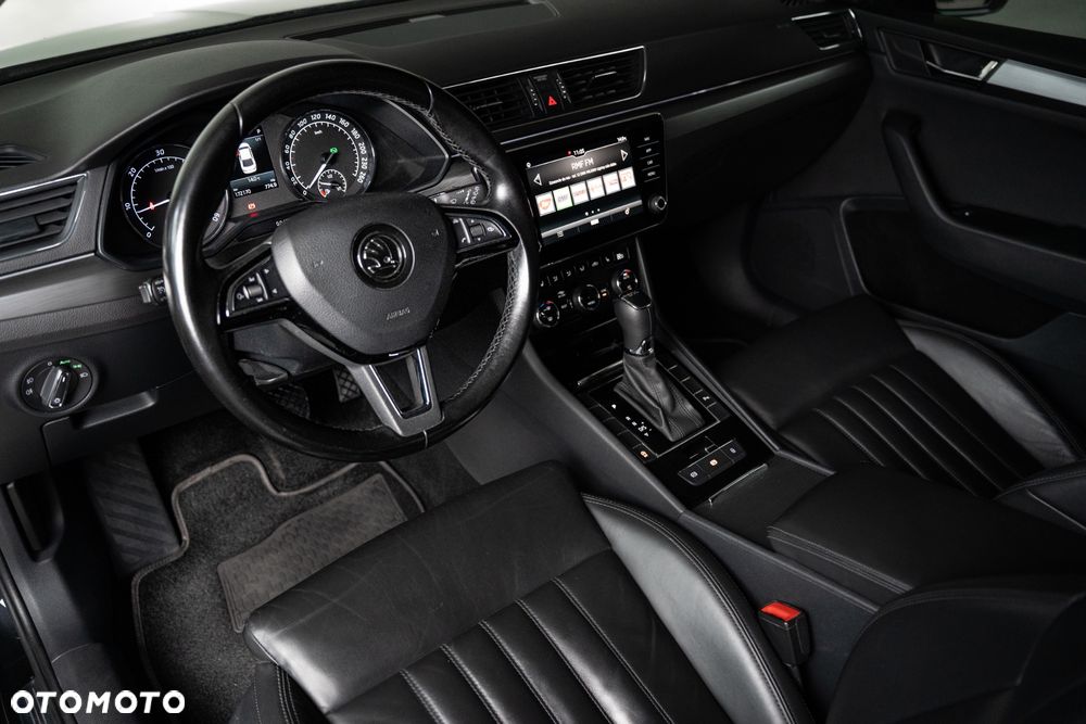 Skoda Superb 2.0 TDI DSG Premium Edition - 24